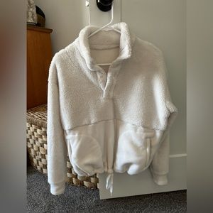Cream cozy sweatshirt